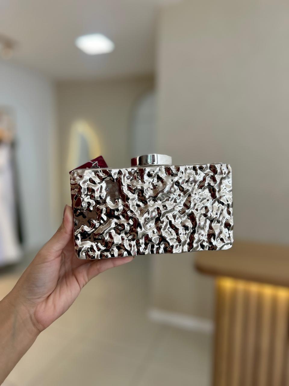 Bolsa Martelada Prata - Prata
