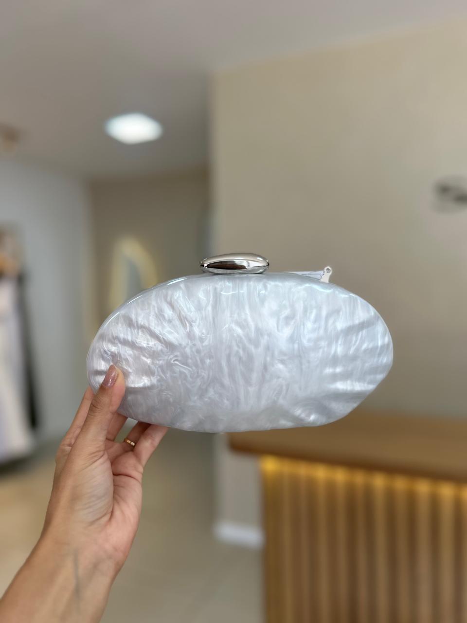 Bolsa Concha prata - Clutchs para festa - Sampaio Atelier Teresina
