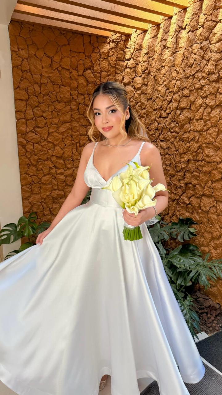 Vestido fio Branco - Vestido para festa - Sampaio Atelier Teresina
